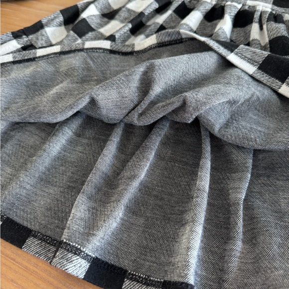 Old Navy black and white buffalo plaid size 5 - Picture 8 of 9